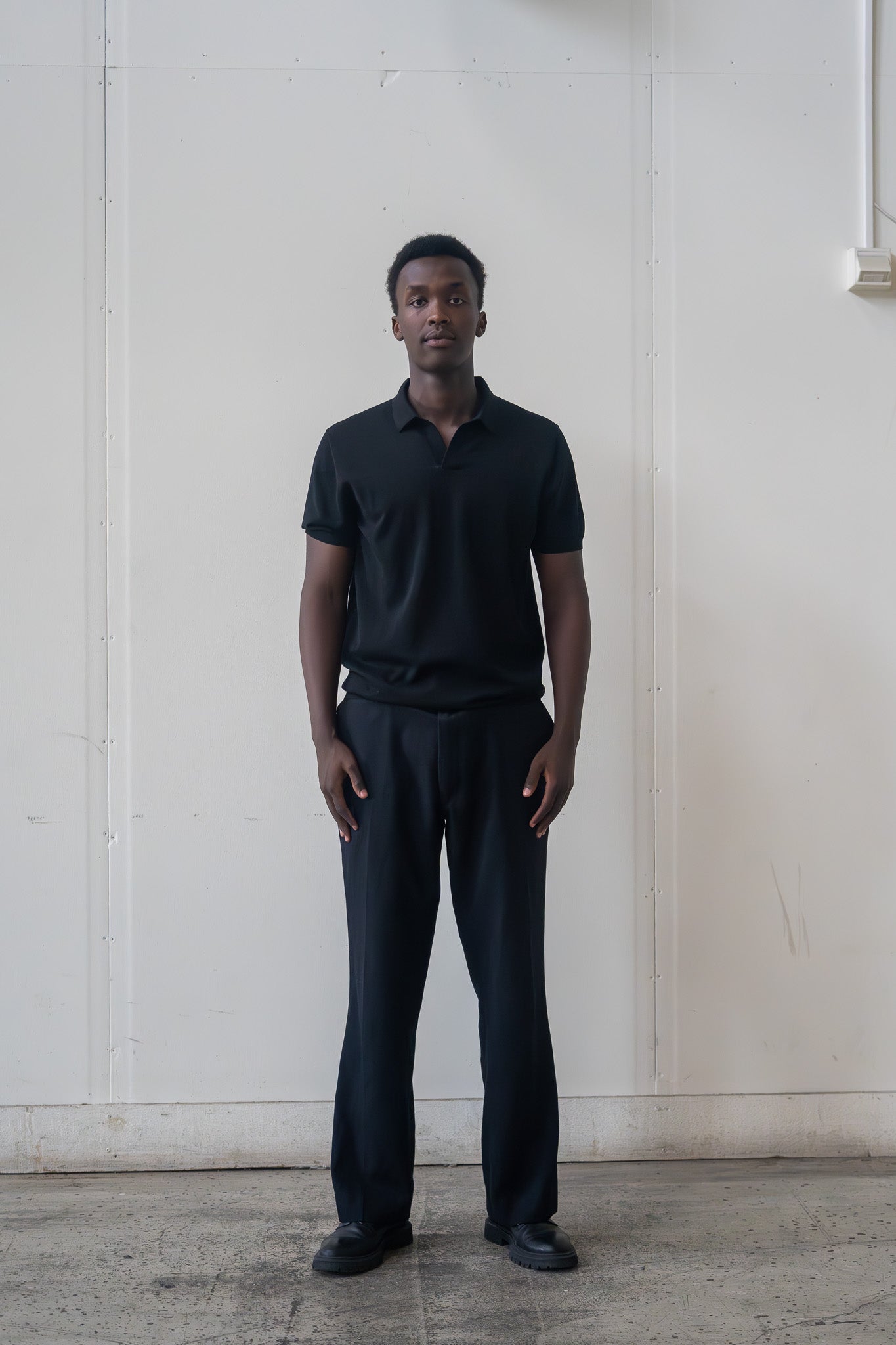 Donce de la Sense 100% cotton pique short-sleeved shirt, offering breathability, comfort, and timeless style for warmer months.