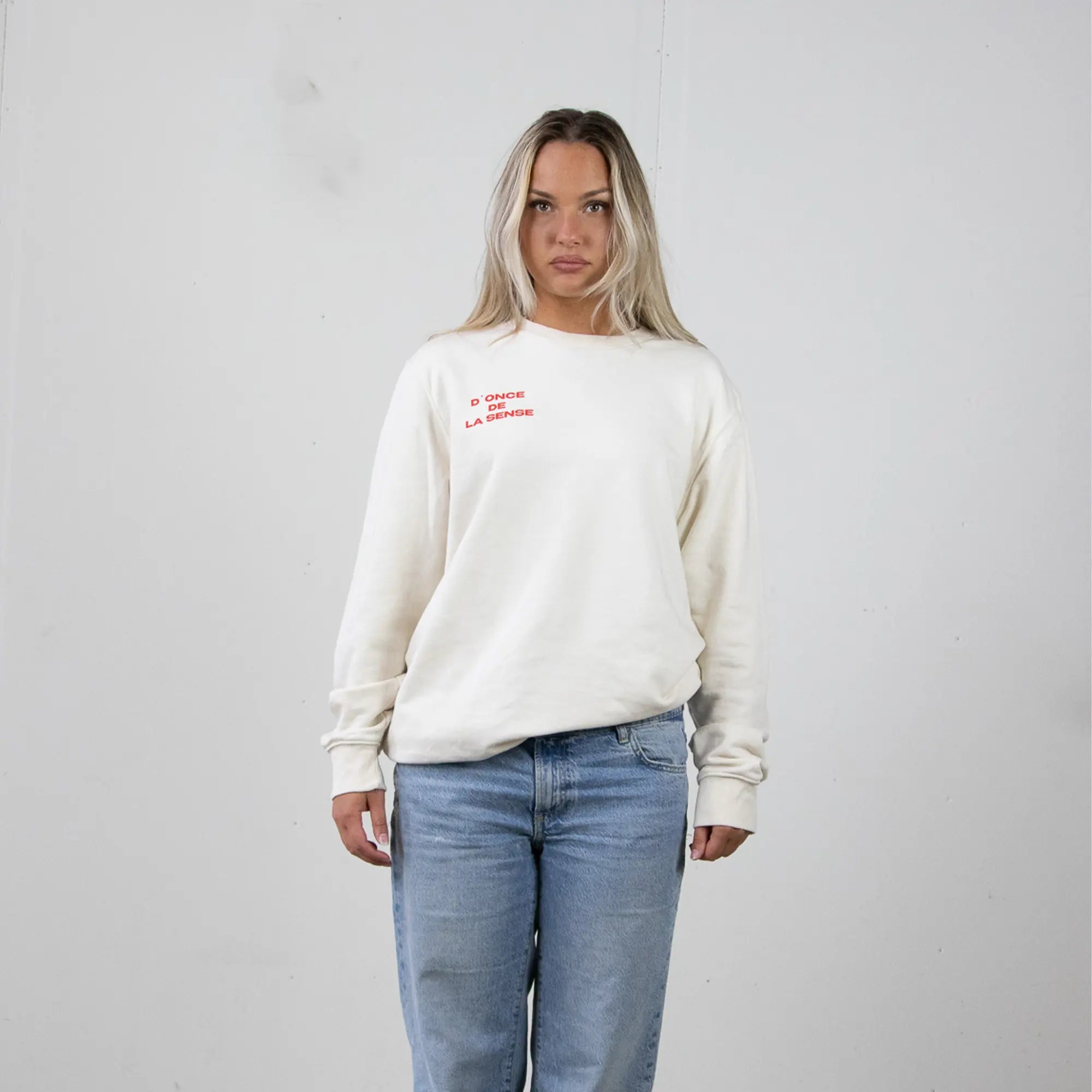 Donce de la Sense French terry sweatshirt made from 85% organic ring-spun combed cotton for ultimate comfort and luxury.